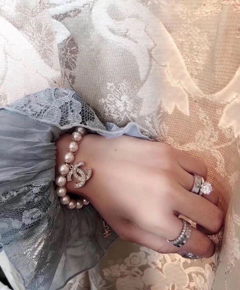 Ch**el necklaces